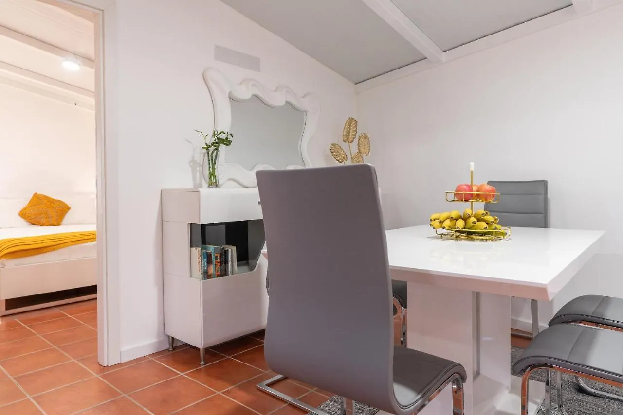 Apartment Annie 2 Arco da Calheta